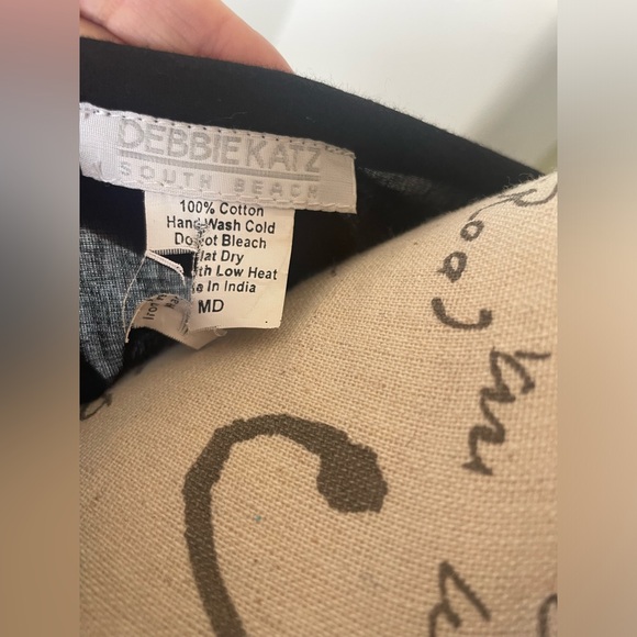 🧑‍🎄⭐️ Debbie Katz black and white cover up SZ medium EUC 🥰 - Picture 7 of 7